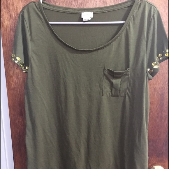 H&M Conscious Collection - Picture 1 of 3